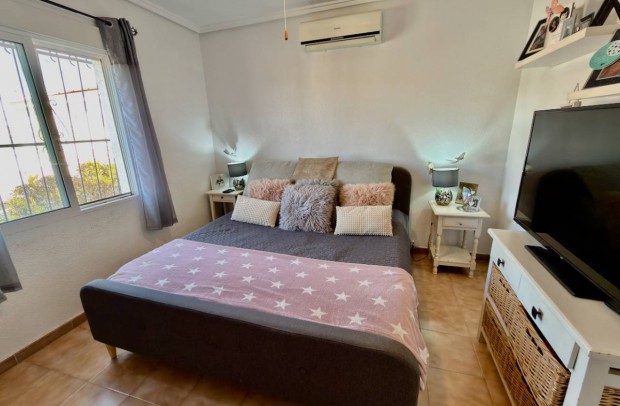 Revente - Detached House / Villa - Ciudad Quesada