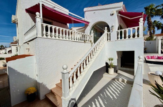 Revente - Detached House / Villa - Ciudad Quesada