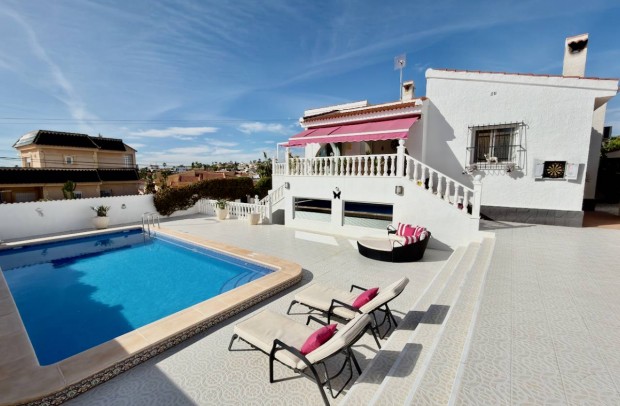 Revente - Detached House / Villa - Ciudad Quesada