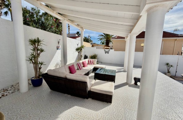 Revente - Detached House / Villa - Ciudad Quesada