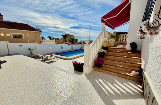 Revente - Detached House / Villa - Ciudad Quesada