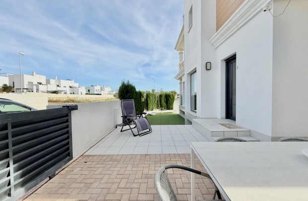 Resale - Townhouse - Ciudad Quesada - Lo Marabu