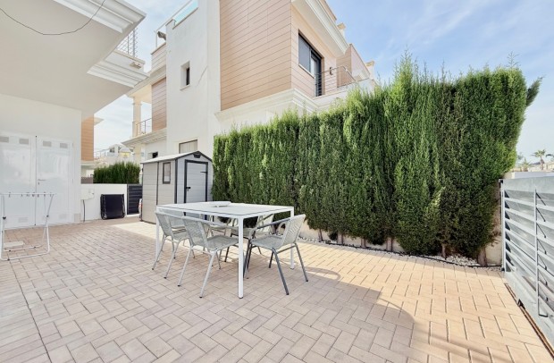 Resale - Townhouse - Ciudad Quesada - Lo Marabu
