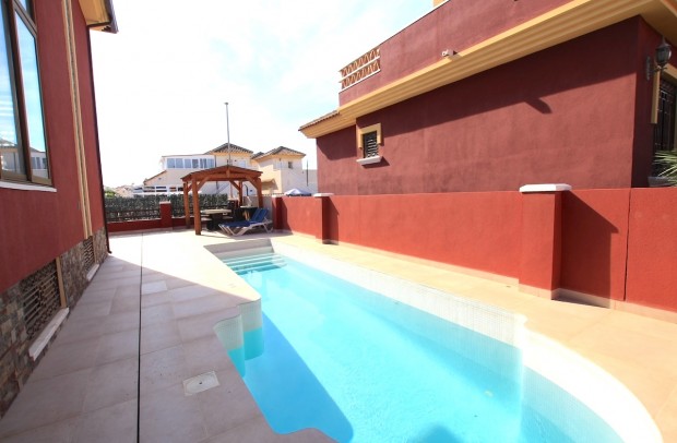 Resale - Detached House / Villa - Algorfa