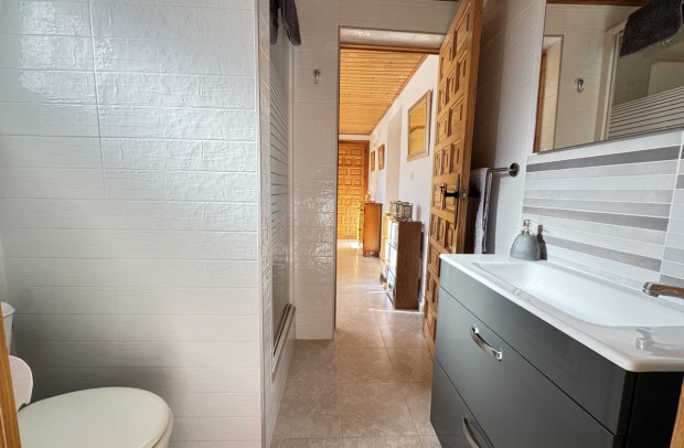 Resale - Detached House / Villa - Villamartin - Villamartín