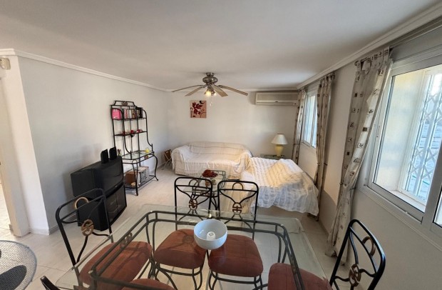 Resale - Detached House / Villa - Ciudad Quesada - La Fiesta