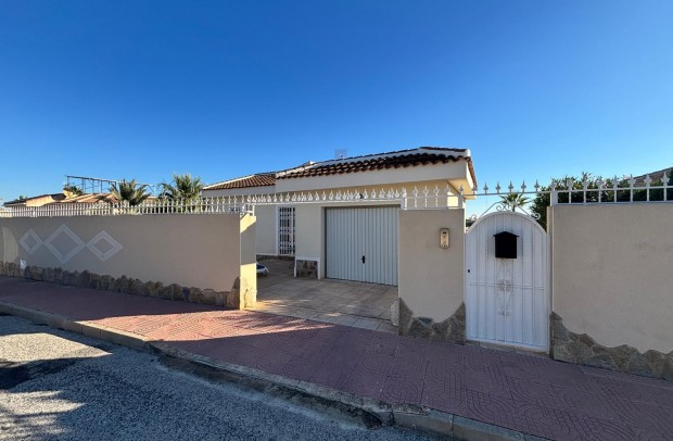 Resale - Detached House / Villa - Ciudad Quesada - La Fiesta