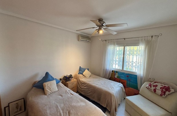 Resale - Detached House / Villa - Ciudad Quesada - La Fiesta