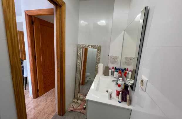 Resale - Apartment - Torrevieia - Comunidad Valenciana