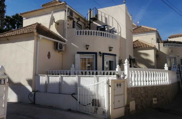 Revente - Detached House / Villa - Villamartin - Villamartín