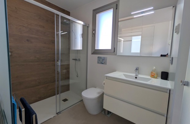 Resale - Detached House / Villa - Villamartin - Pau 26, Villamartin, Alicante, Spain