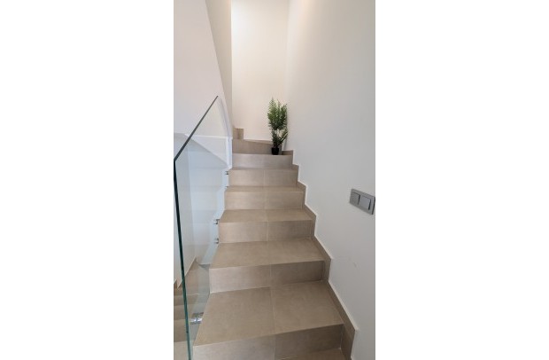 Resale - Detached House / Villa - Villamartin - Pau 26, Villamartin, Alicante, Spain