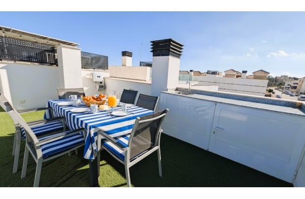 Resale - Detached House / Villa - Villamartin - Pau 26, Villamartin, Alicante, Spain
