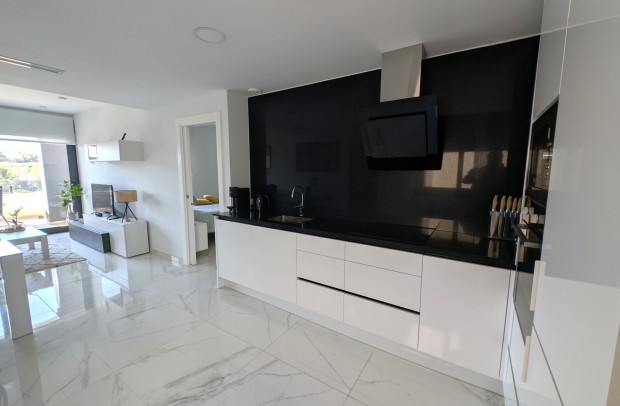 Resale - Apartment - Los Altos - Amanecer VI