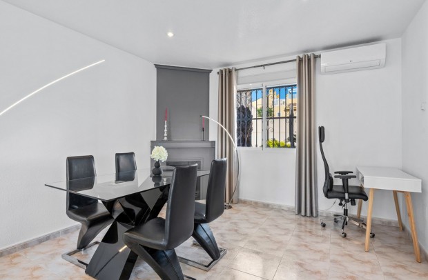 Resale - Detached House / Villa - Benijófar - Benimar