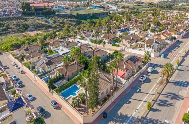 Resale - Detached House / Villa - Benijófar - Benimar