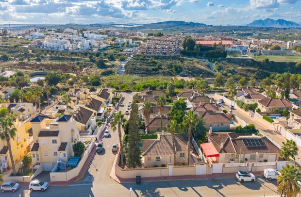 Resale - Detached House / Villa - Benijófar - Benimar