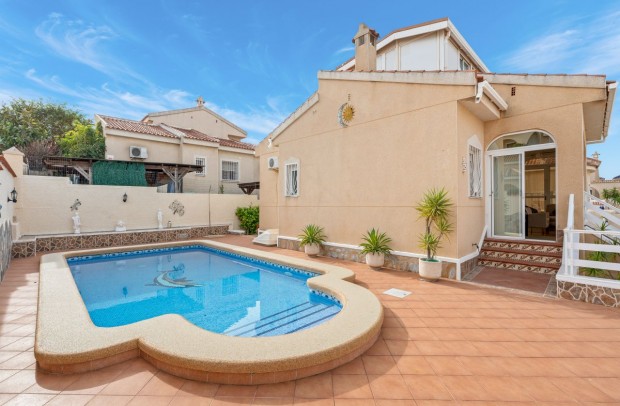 Resale - Detached House / Villa - Ciudad Quesada - Rojales Hills