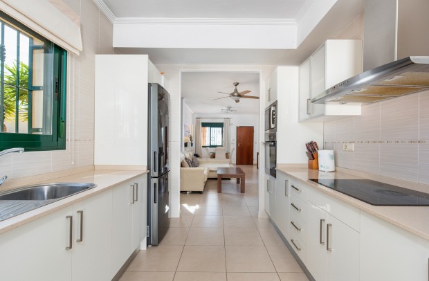 Revente - Detached House / Villa - Ciudad Quesada