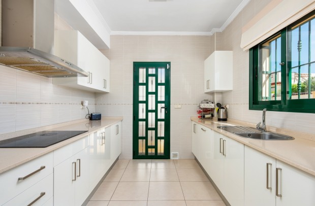 Revente - Detached House / Villa - Ciudad Quesada