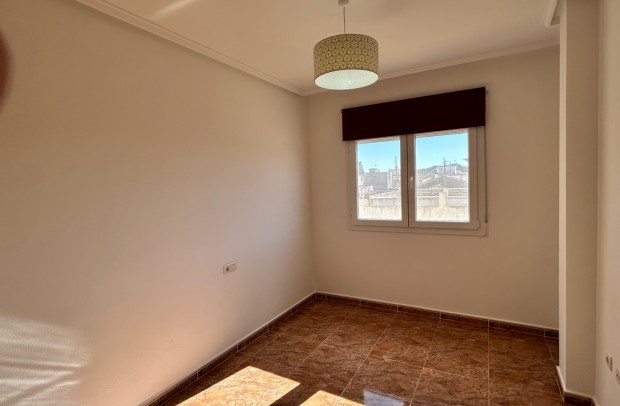 Resale - Apartment - Jacarilla - pueblo