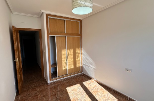 Resale - Apartment - Jacarilla - pueblo