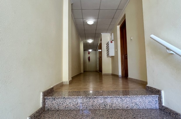 Resale - Apartment - Jacarilla - pueblo