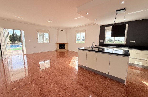 Revente - Country Property - Dolores