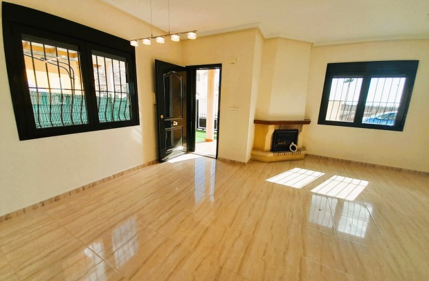 Revente - Villa Detached - Ciudad Quesada