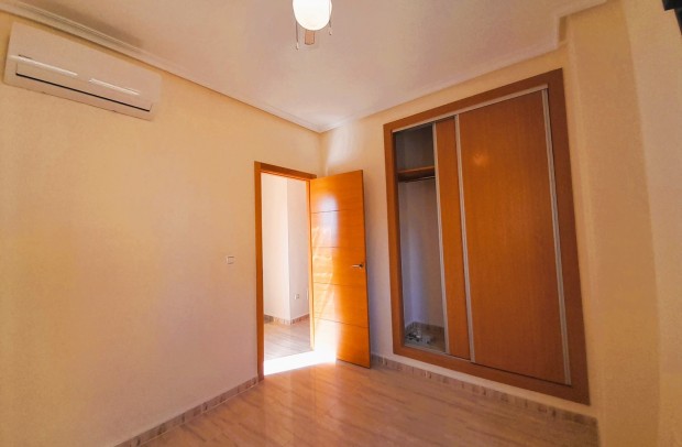 Revente - Villa Detached - Ciudad Quesada