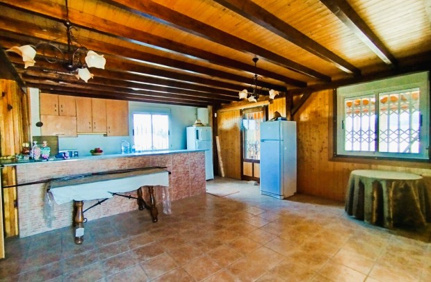 Resale - Country Property - Ciudad Quesada - Partido de Saavedra