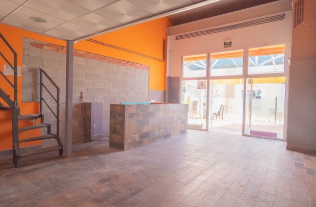 Resale - Commercial - La Finca Golf - Algorfa