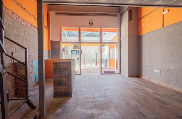 Resale - Commercial - La Finca Golf - Algorfa