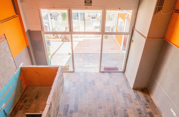 Resale - Commercial - La Finca Golf - Algorfa