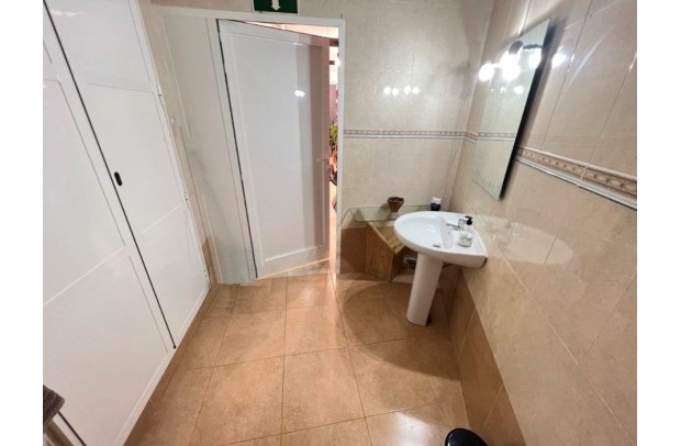 Resale - Commercial - Guardamar del Segura - Guardamar