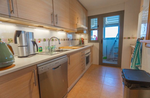 Resale - Apartment - Guardamar del Segura - Puerto Deportivo