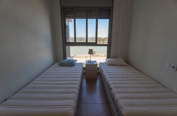 Resale - Apartment - Guardamar del Segura - Puerto Deportivo