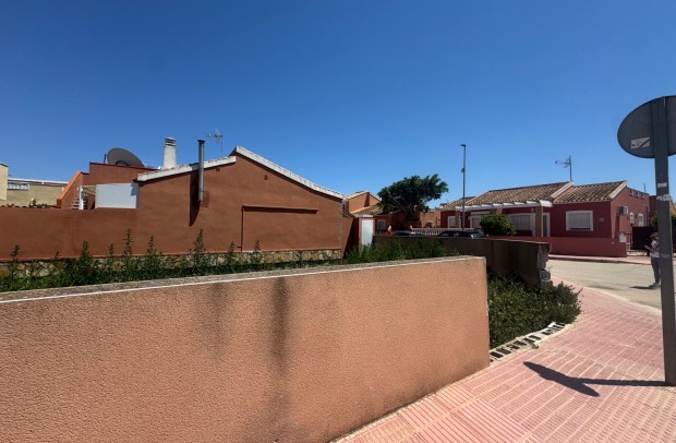 Revente - Plot - Daya Nueva