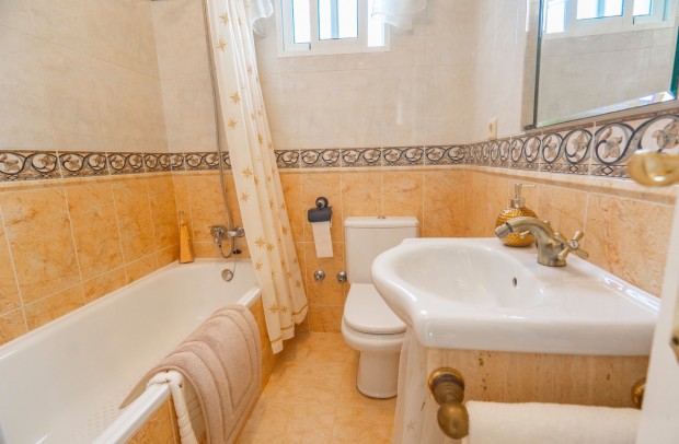 Resale - Detached House / Villa - Ciudad Quesada - Rojales