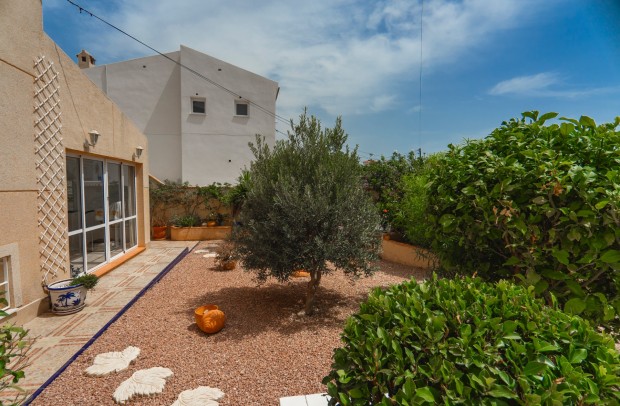 Resale - Detached House / Villa - Ciudad Quesada - Rojales