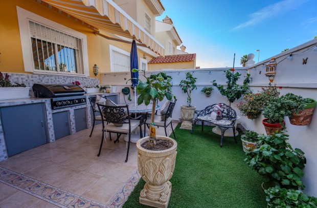 Resale - Townhouse - Ciudad Quesada - Lo Marabú