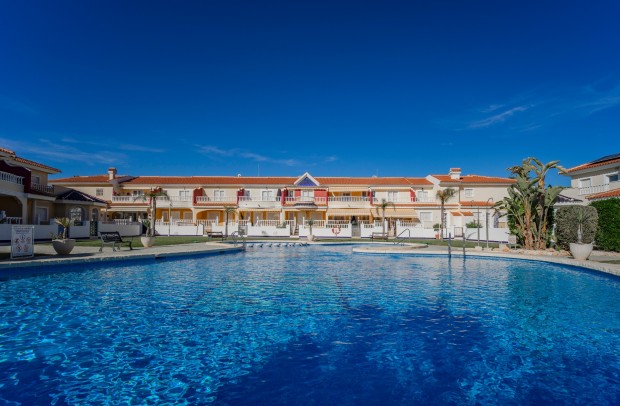 Resale - Townhouse - Ciudad Quesada - Lo Marabú