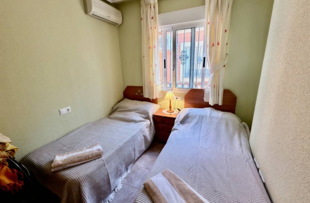 Resale - Detached House / Villa - Guardamar del Segura - El Raso