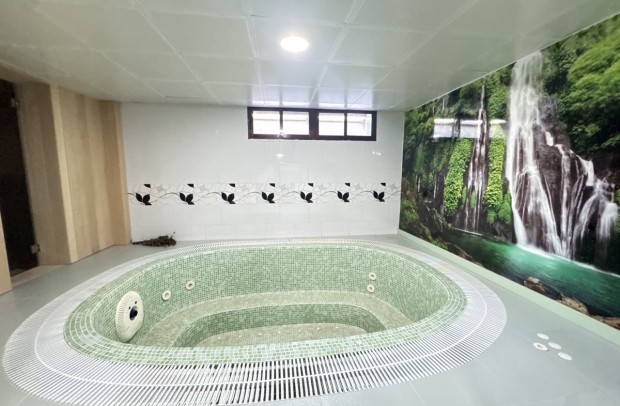 Revente - Detached House / Villa - Cabo Roig