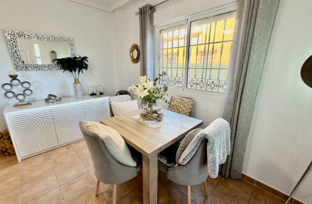 Resale - Detached House / Villa - Guardamar del Segura - El Raso