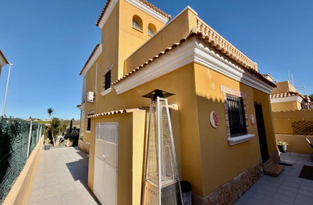 Resale - Detached House / Villa - Guardamar del Segura - El Raso
