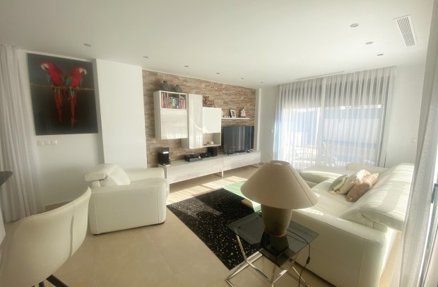 Revente - Detached House / Villa - Ciudad Quesada