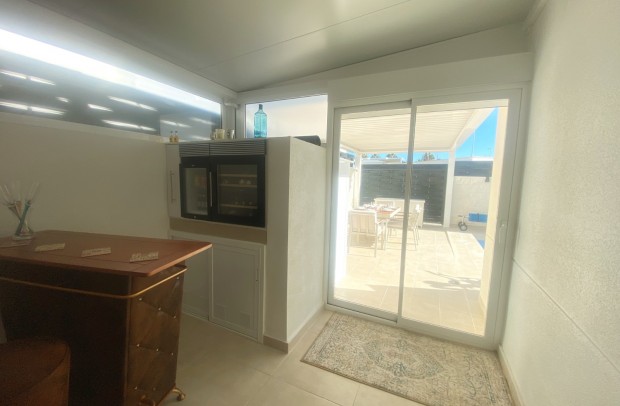 Revente - Detached House / Villa - Ciudad Quesada