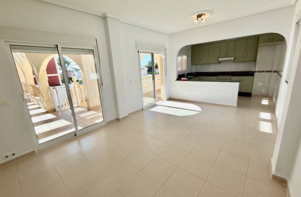 Resale - Detached House / Villa - Ciudad Quesada