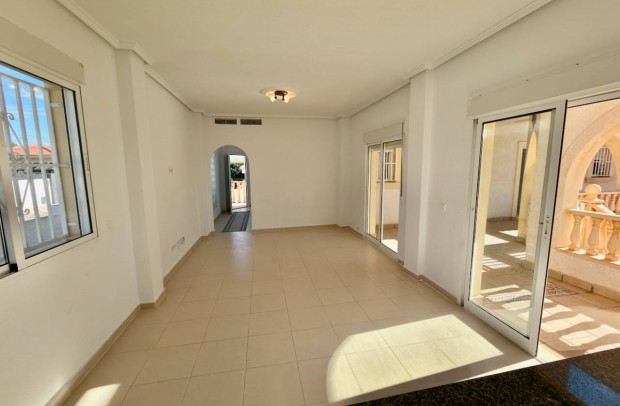 Resale - Detached House / Villa - Ciudad Quesada